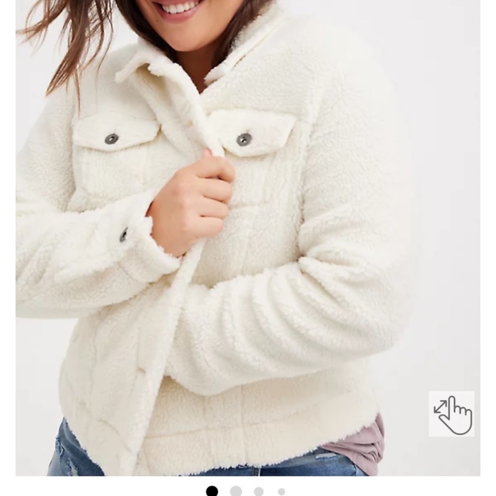SALE 🎉 FREE SHIPPING Torrid Fuzzy Shearling Trucker Jacket
